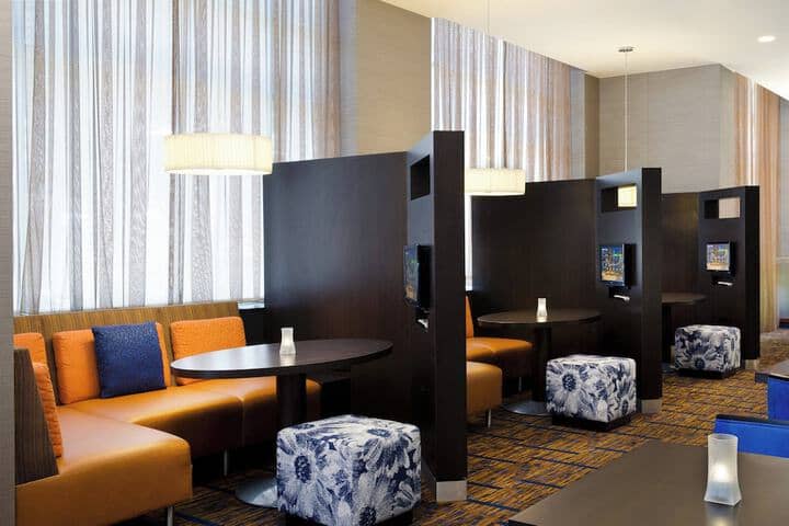 Hotel Interior 7 of 27
