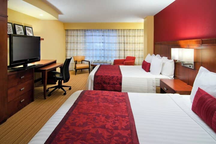 Room 9 of 27