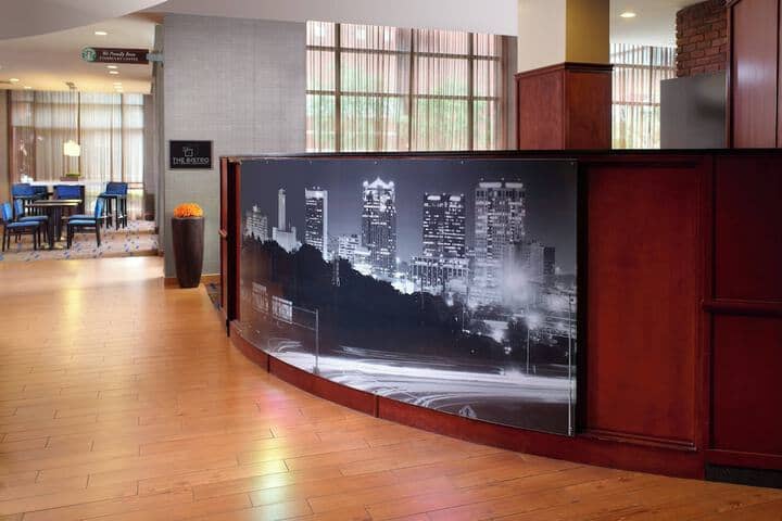 Hotel Interior 4 of 27